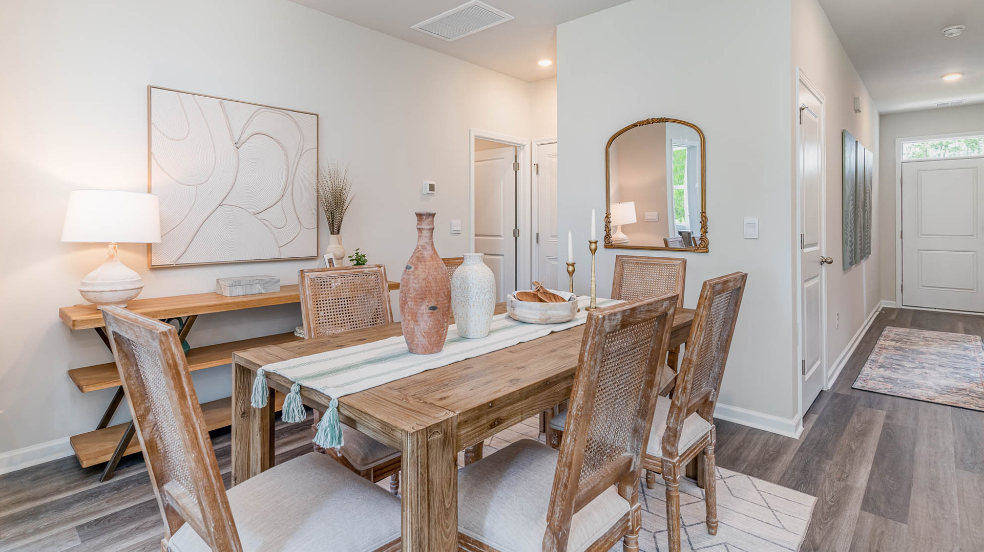 dining room with a table with 6 chairs