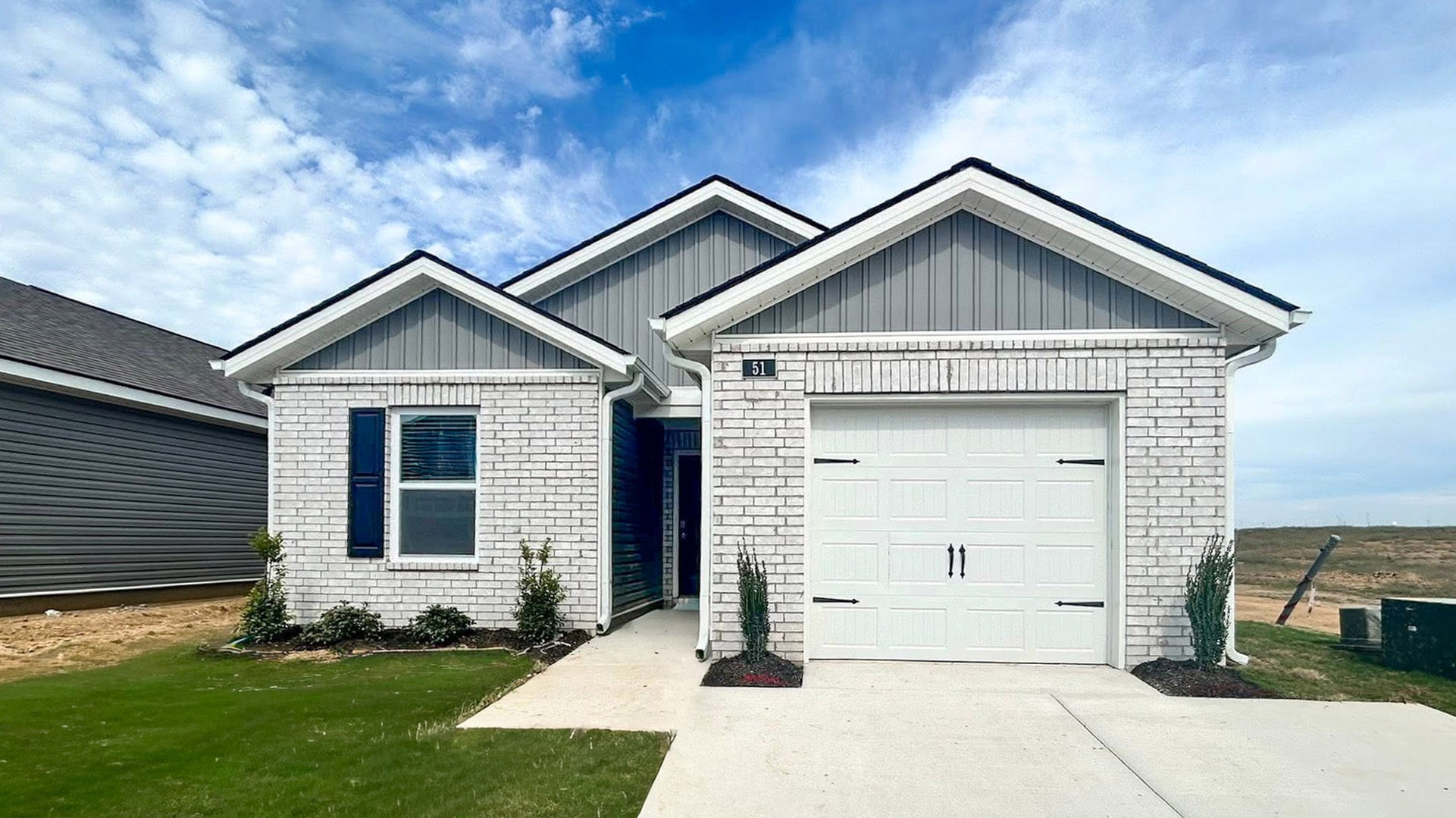 Exterior elevation of the Greenbriar floorplan in Southern TImbers