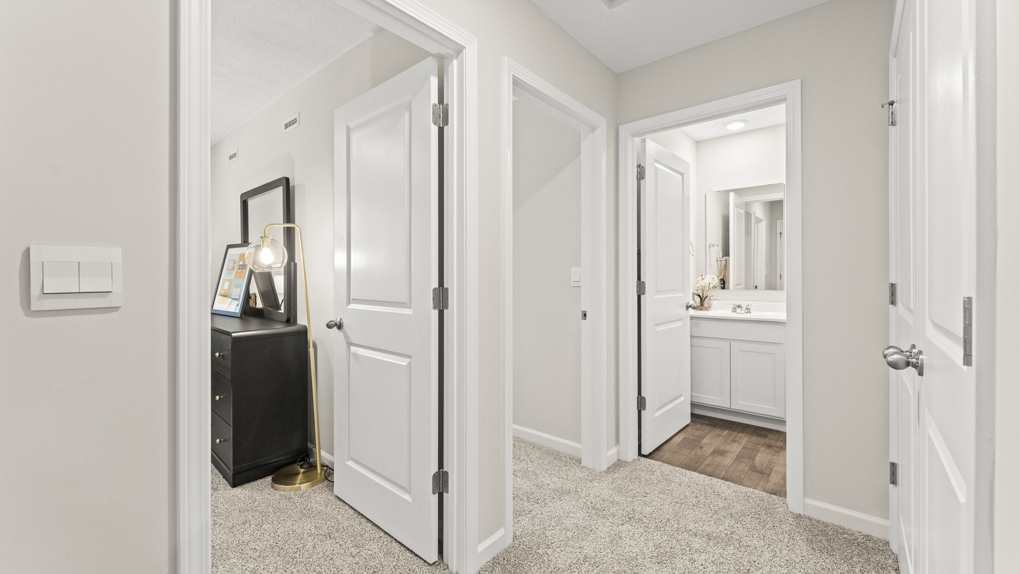 FOyer way entering into the secondary bedrooms