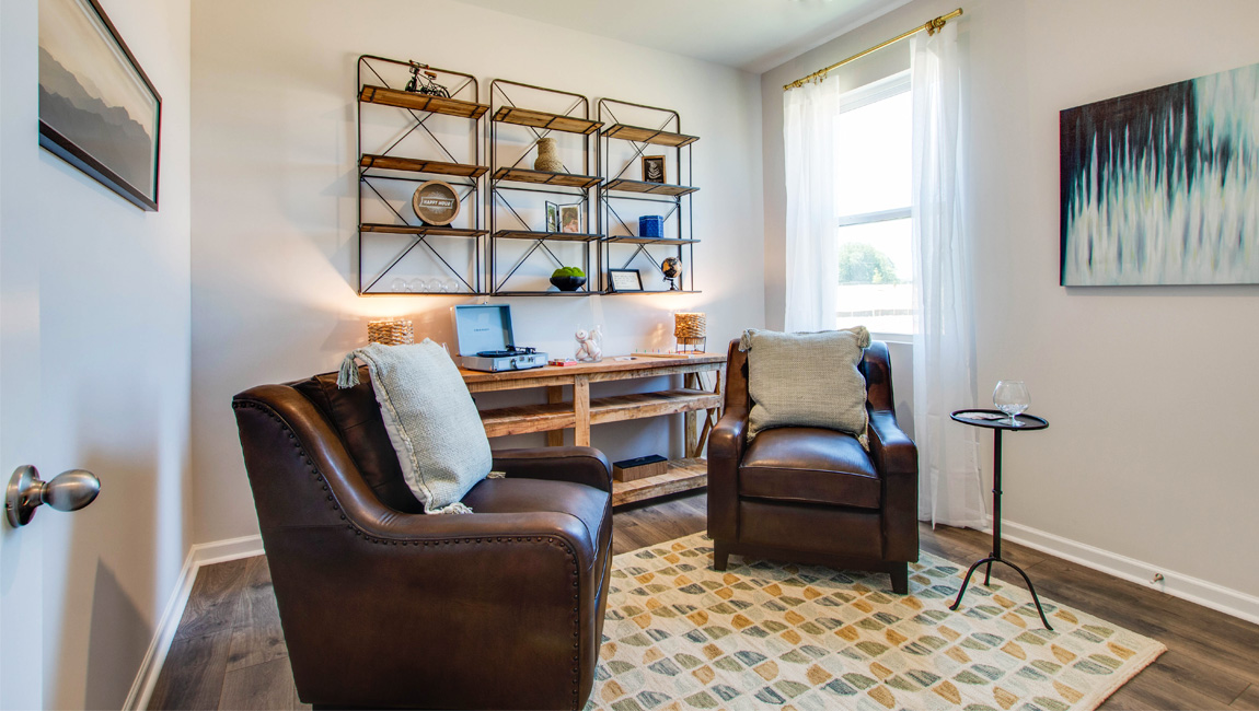 Third bedroom shown as a flex space