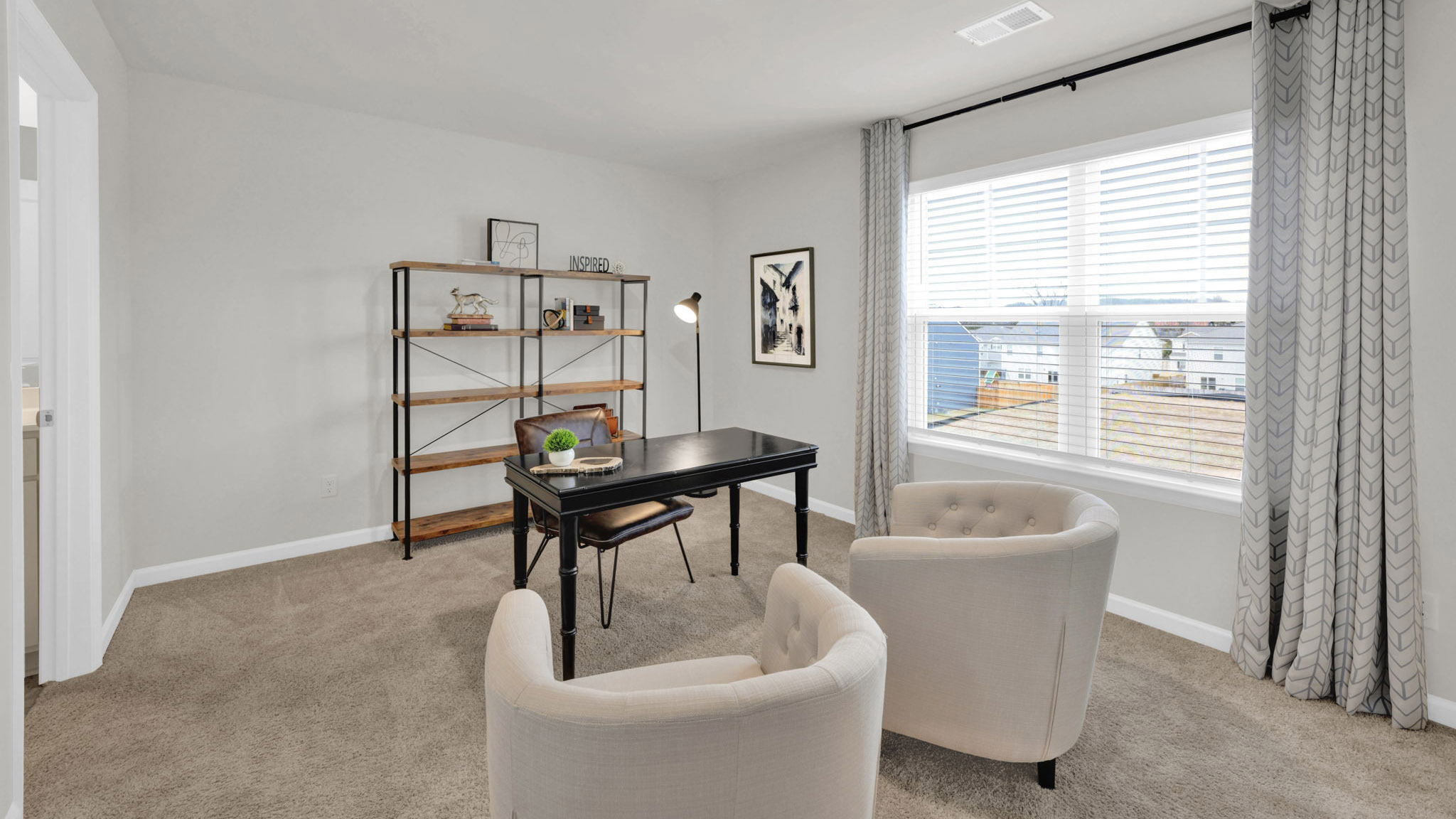 flex room with double window and closet