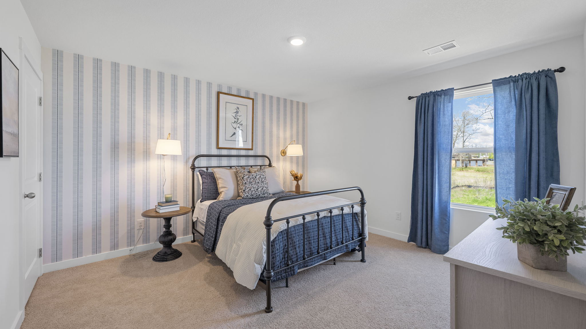guest room with carpet