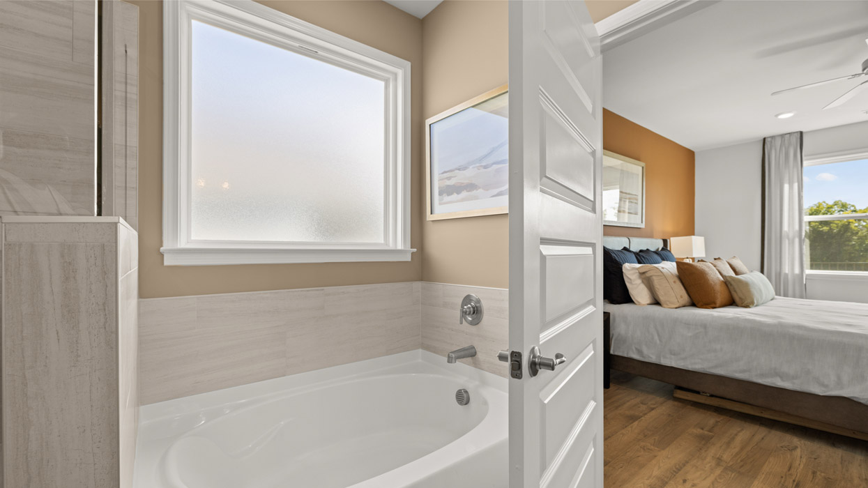 bathroom with bathtub