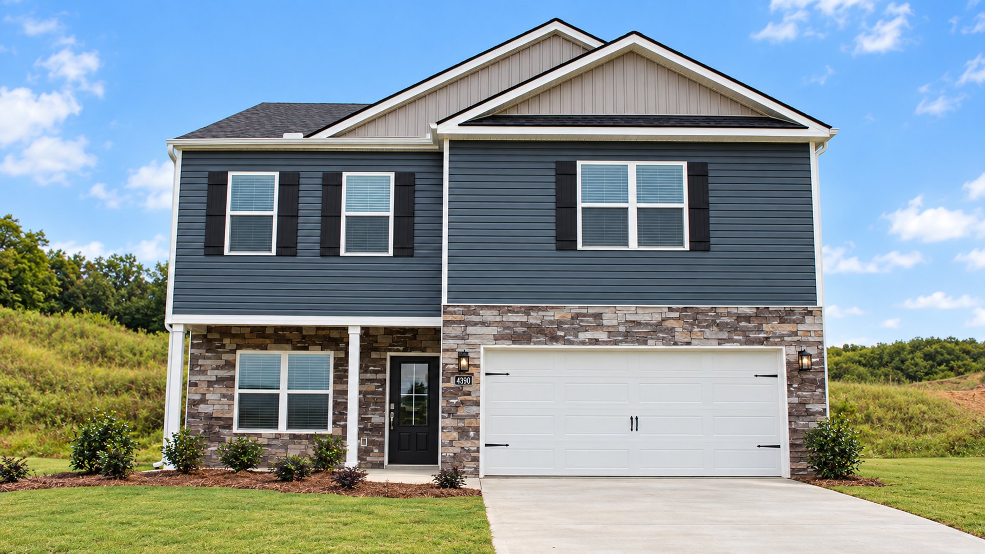 4390 Farm Way Trail NE exterior