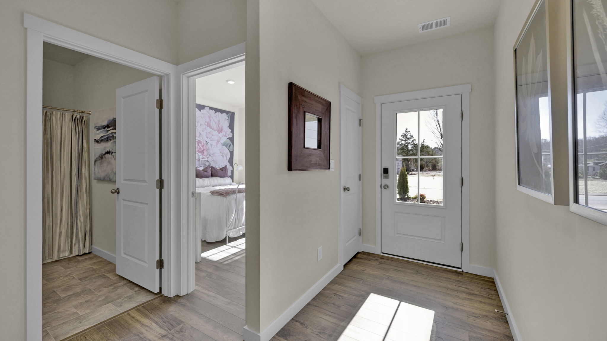 Entry way with coat closet