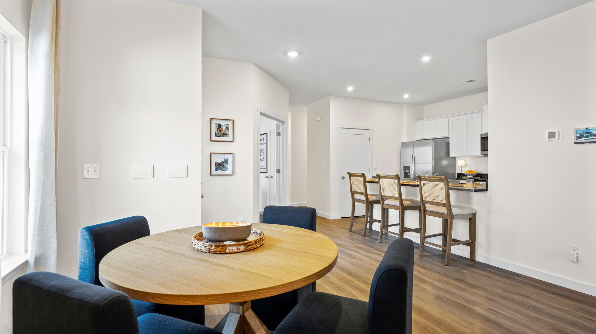 dining area with single window
