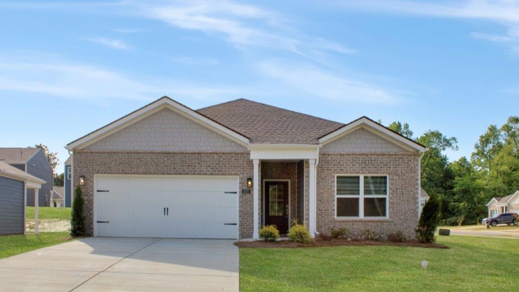 2277 Chelle Drive NE exterior