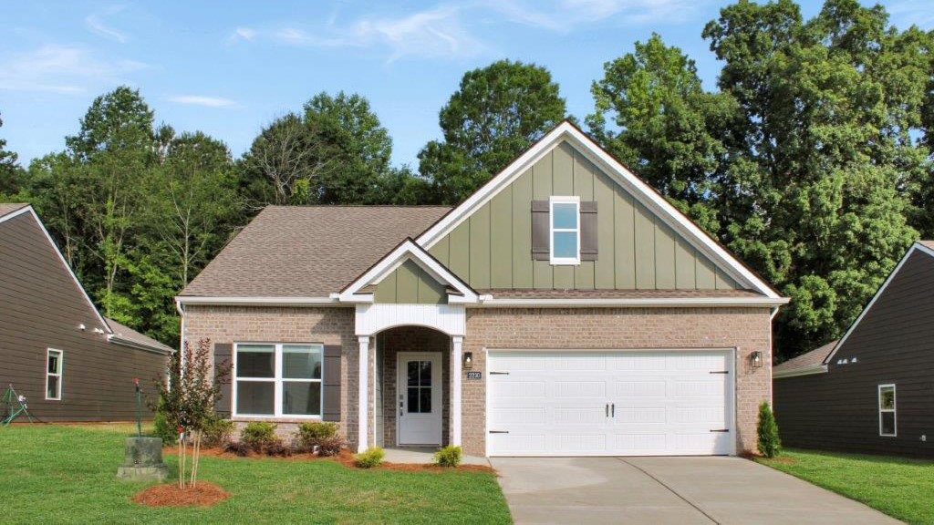 2230 Chelle Drive NE exterior