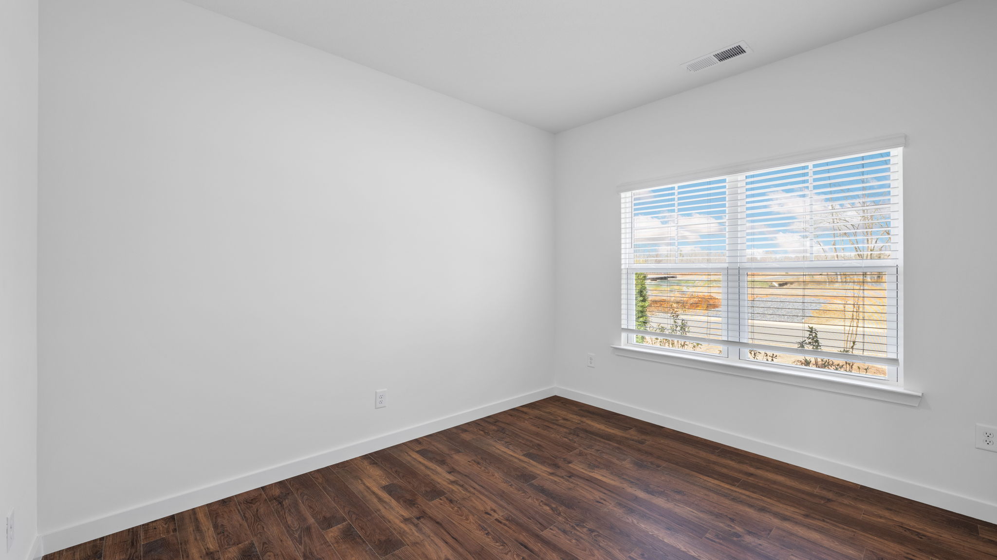 flex room with large window