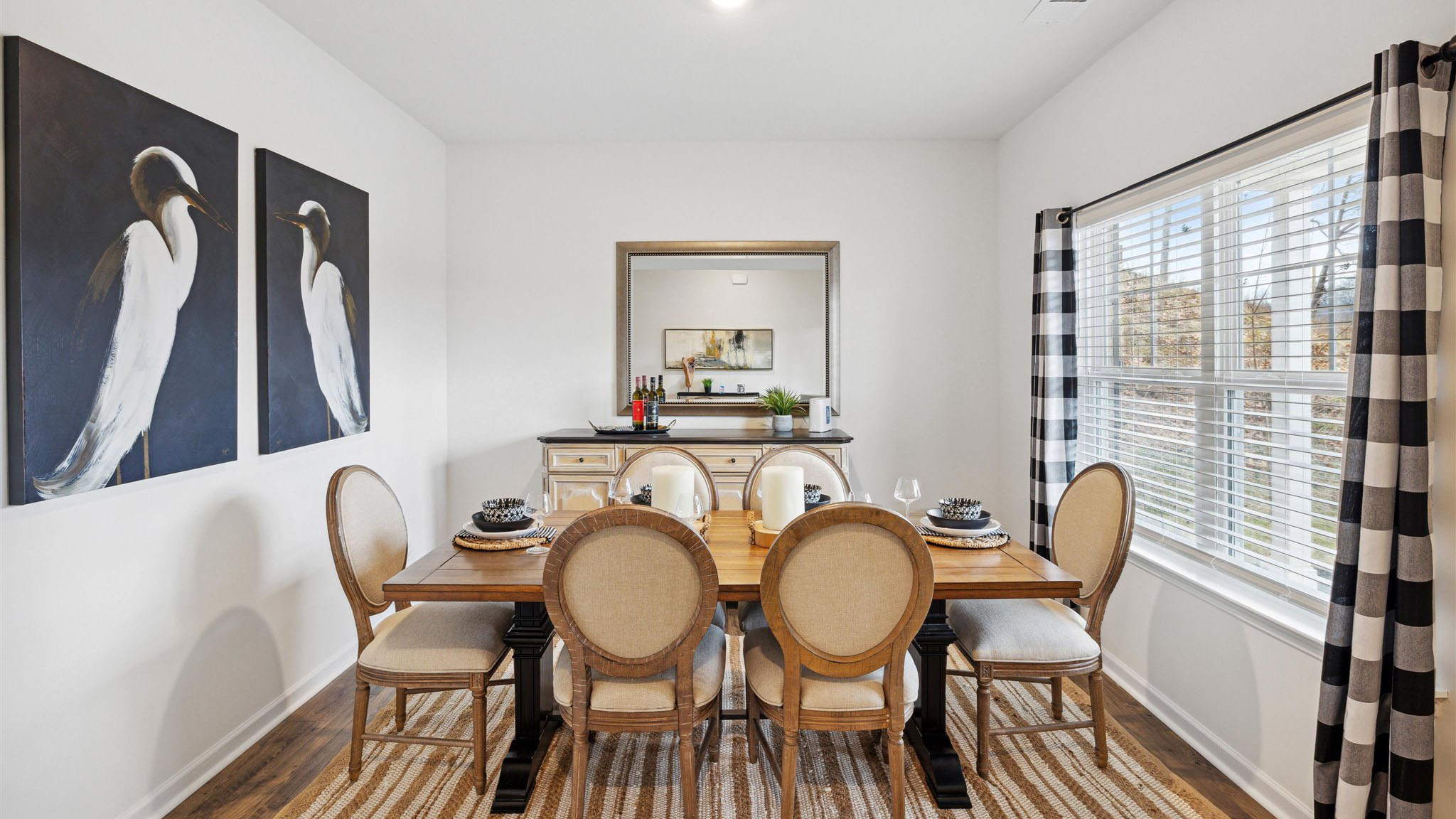 Dining area off entry way of home