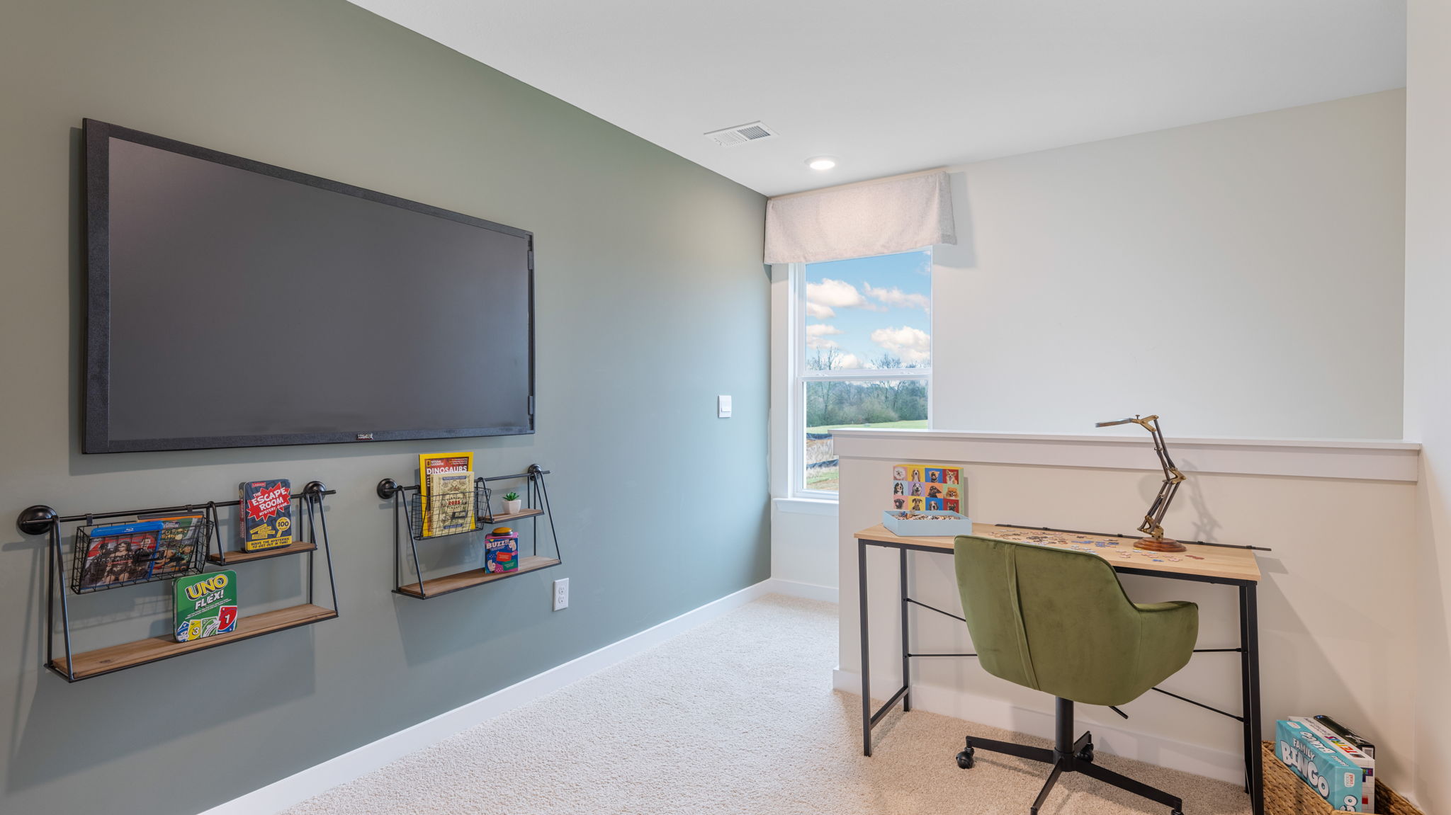 Loft area with carpet