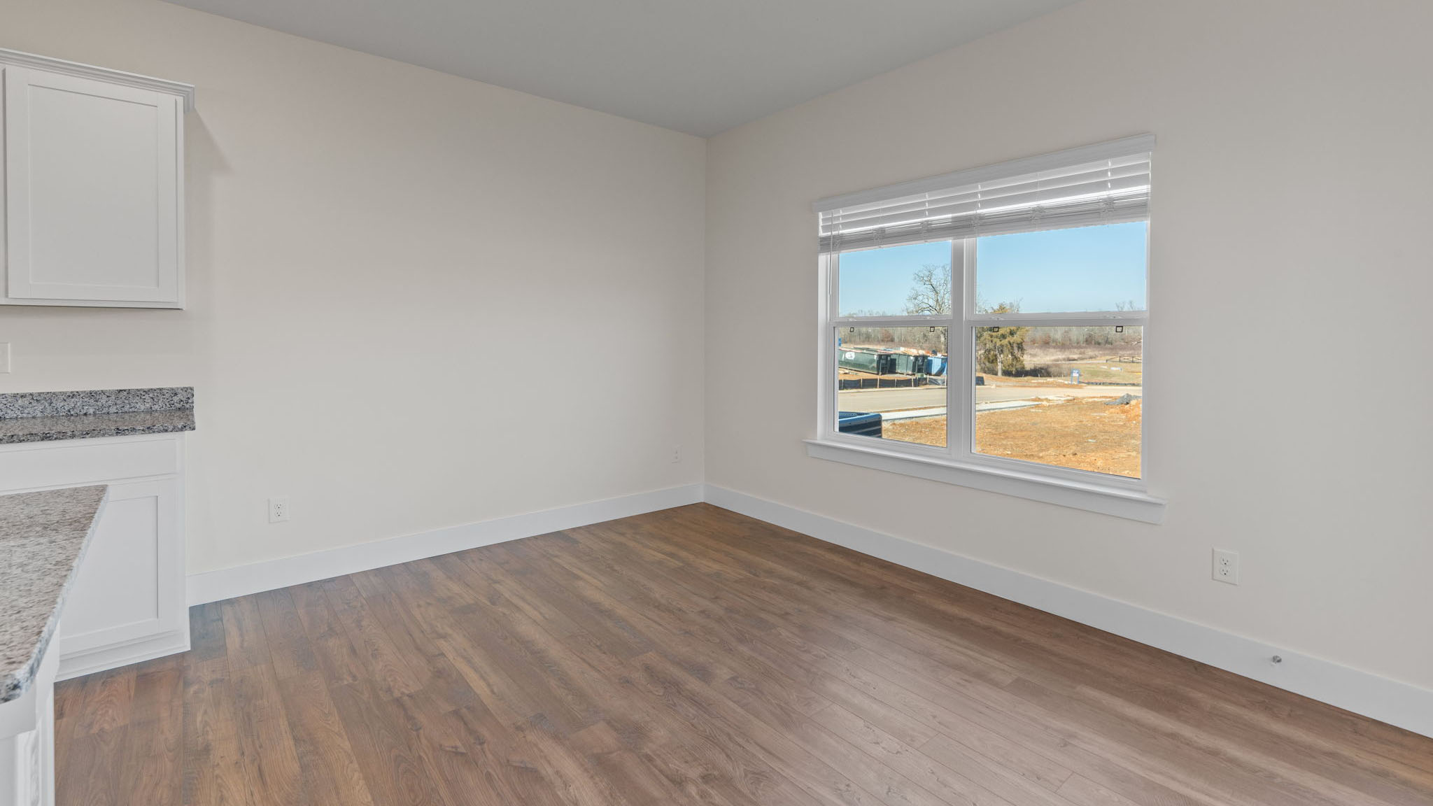 Dining area off kitchen