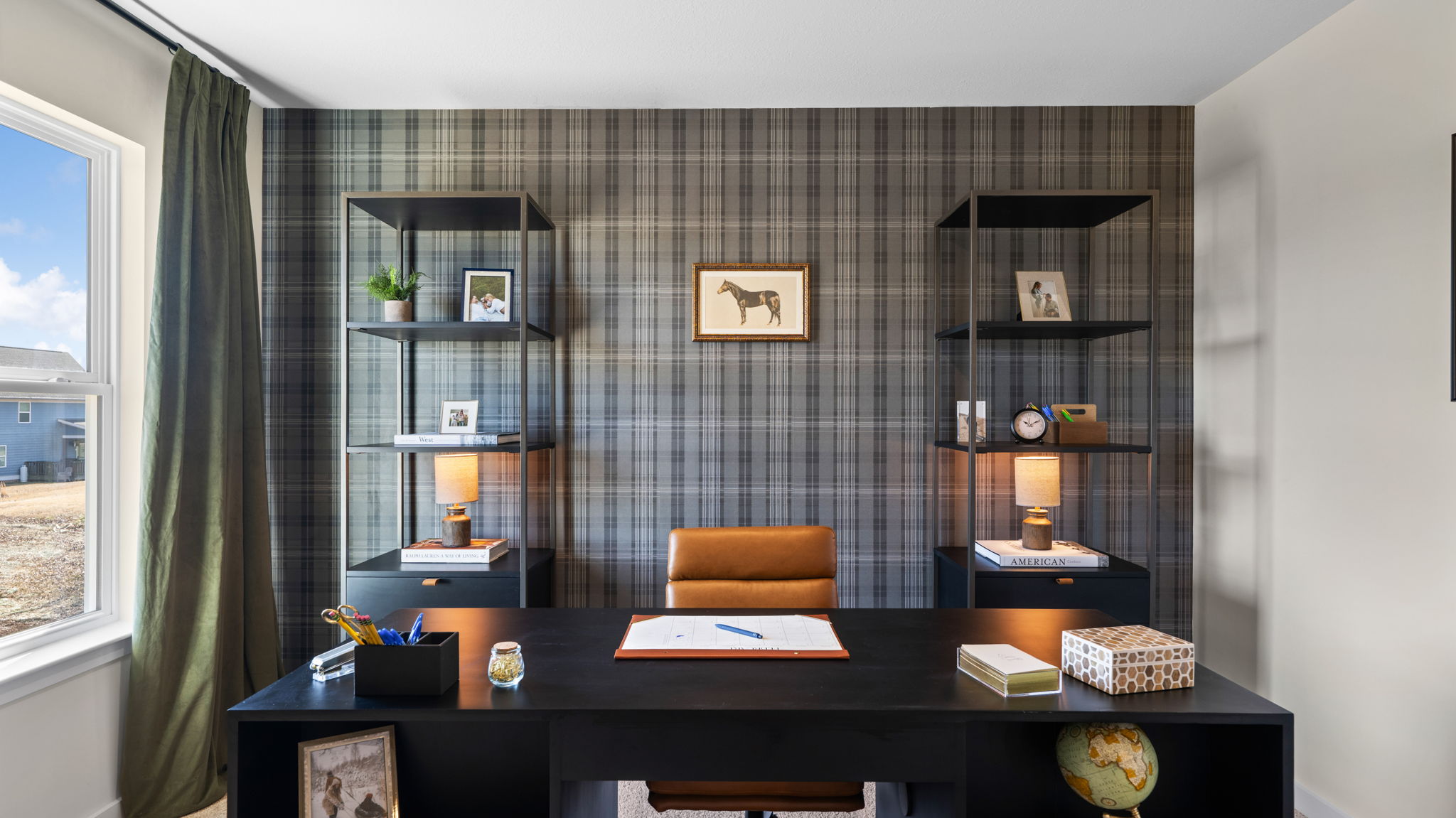 office/ flex room with single window and walk-in closet