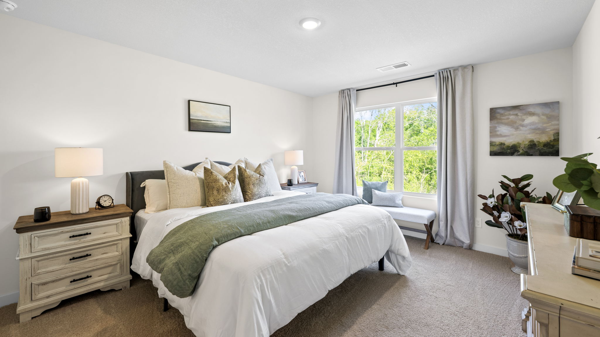 primary bedroom with carpet