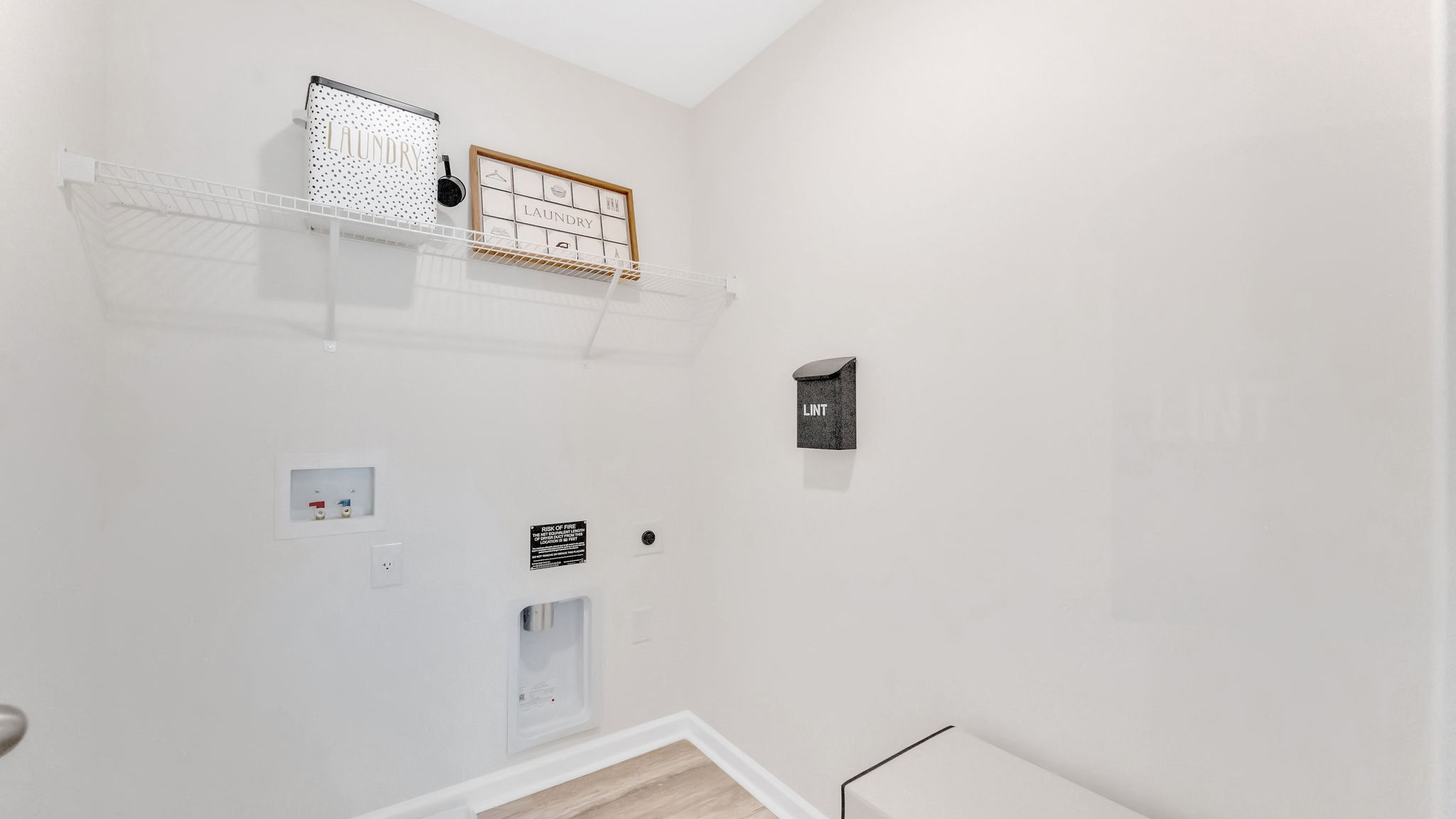 laundry room with washer and dryer connections