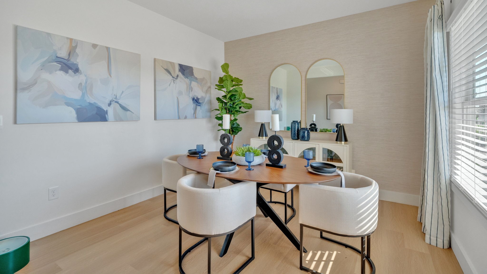 Open concept living, dining, and kitchen space