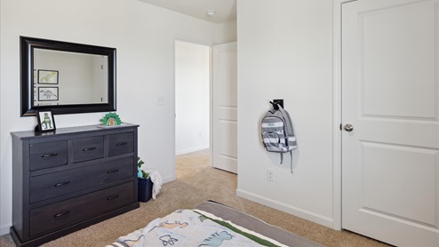Guest bedroom with closet