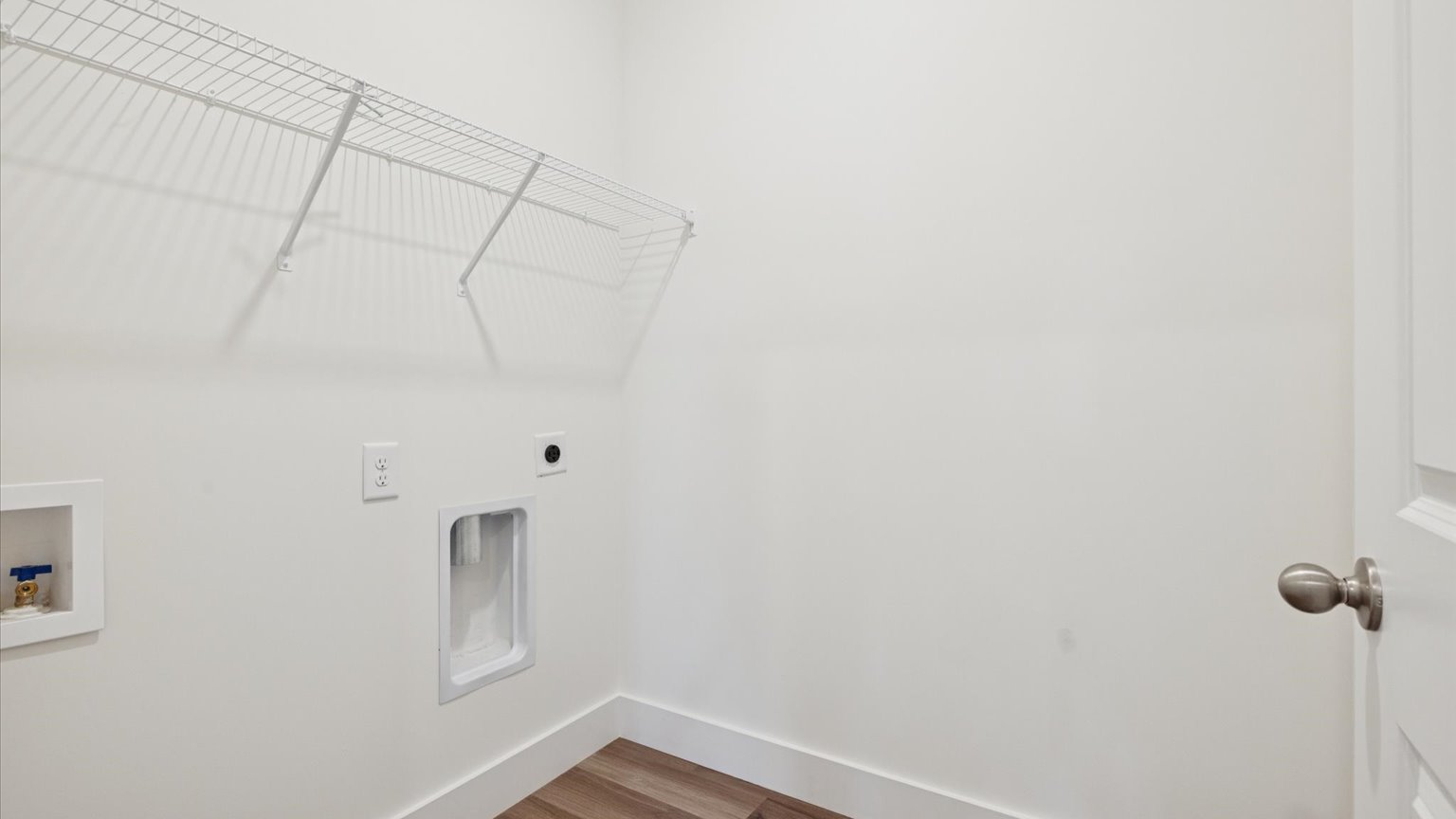 Laundry room with washer and dryer connections