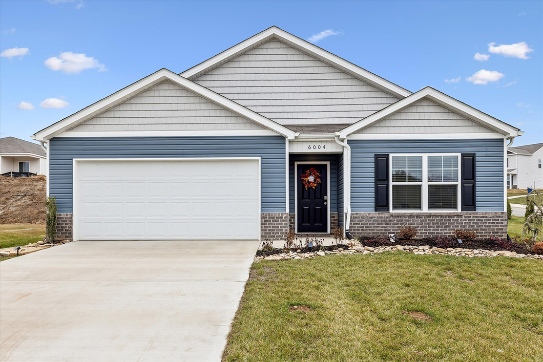 Houses For Sale in Dandridge TN Creekside Ridge D R Horton