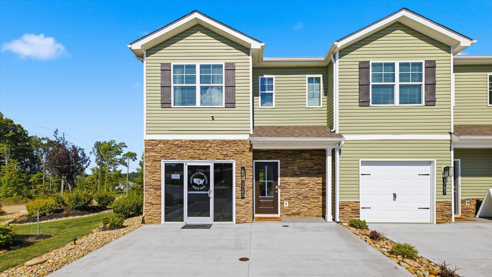 front exterior sales center
