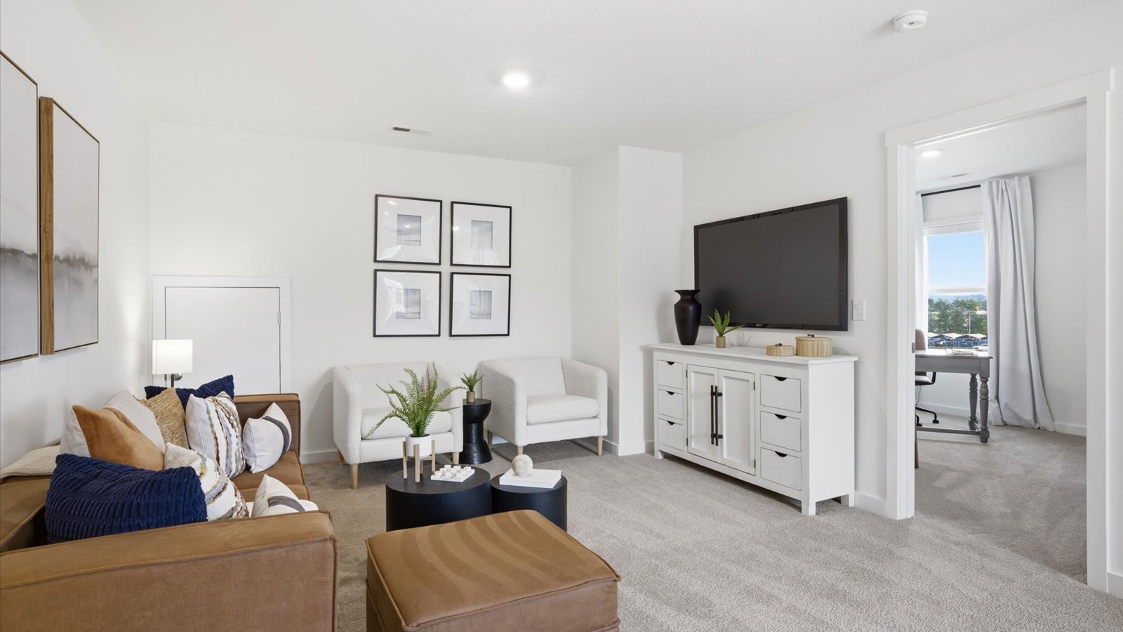 spacious upstair loft and secondary living room