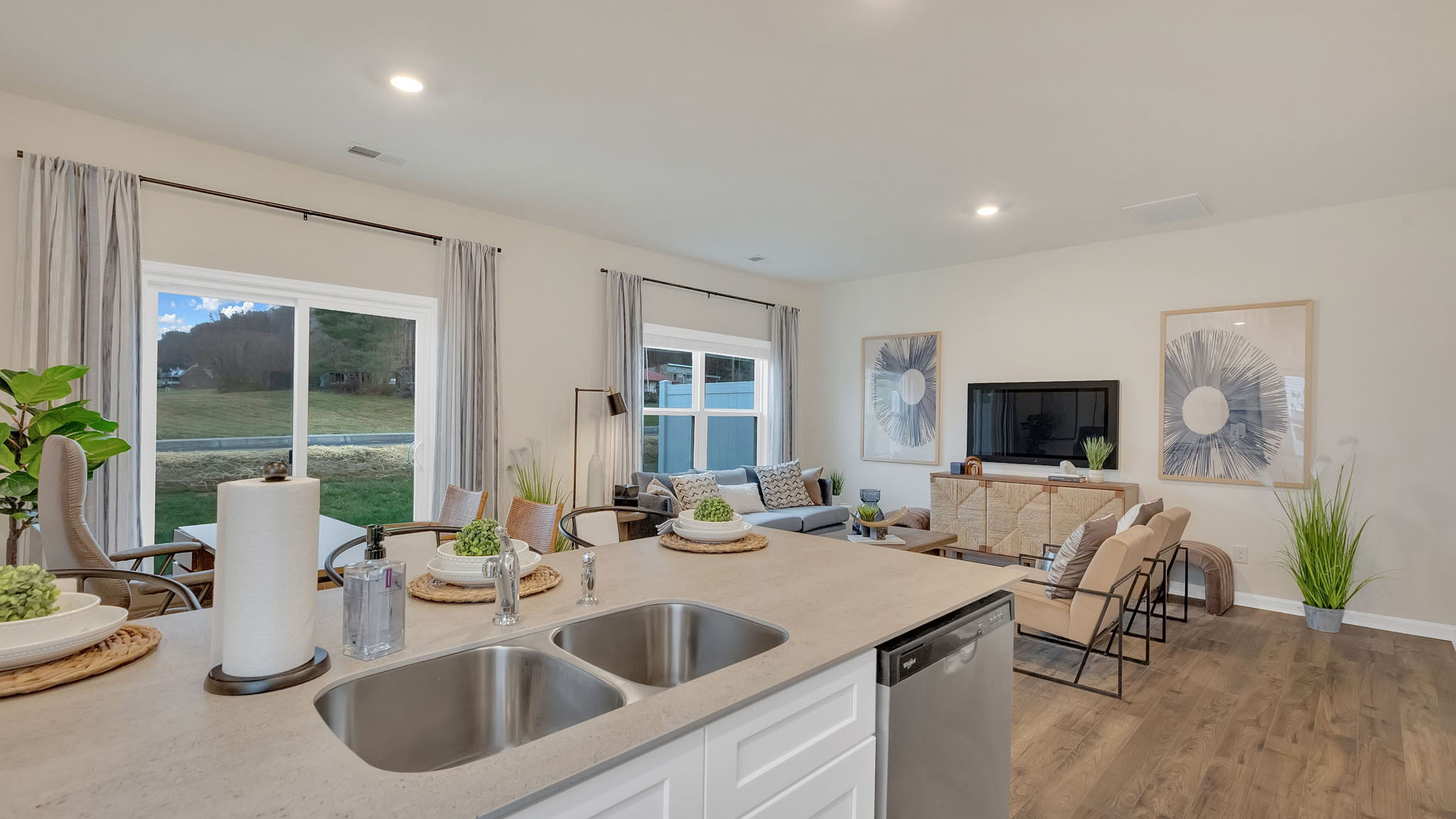 Altamont A-9 Tradition