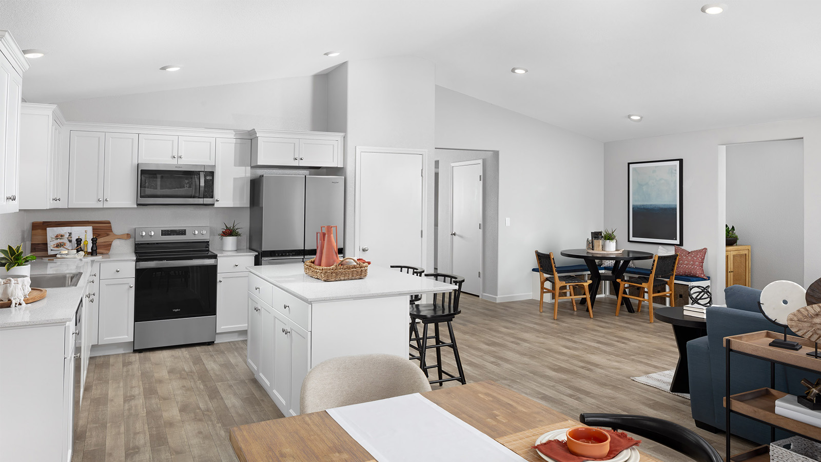 Meadows at Baldwin Ranch Redwood Plan Dining Nook