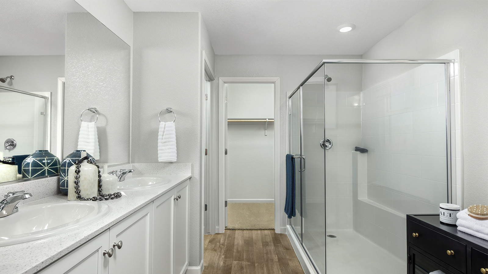 Meadows at Baldwin Ranch Redwood Plan primary Bath Closet