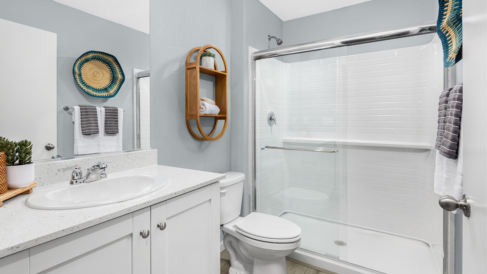 Alpine at Villa Ticino Cypress Plan Secondary Bath