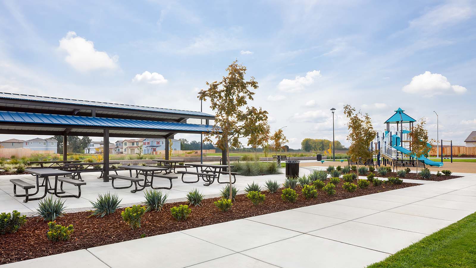 Alpine at Villa Ticino Dining and Park