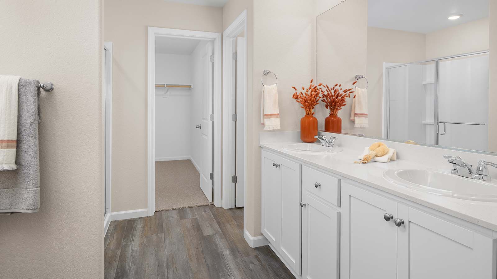 Harvest Hills II Cypress Plan Primary Bathroom