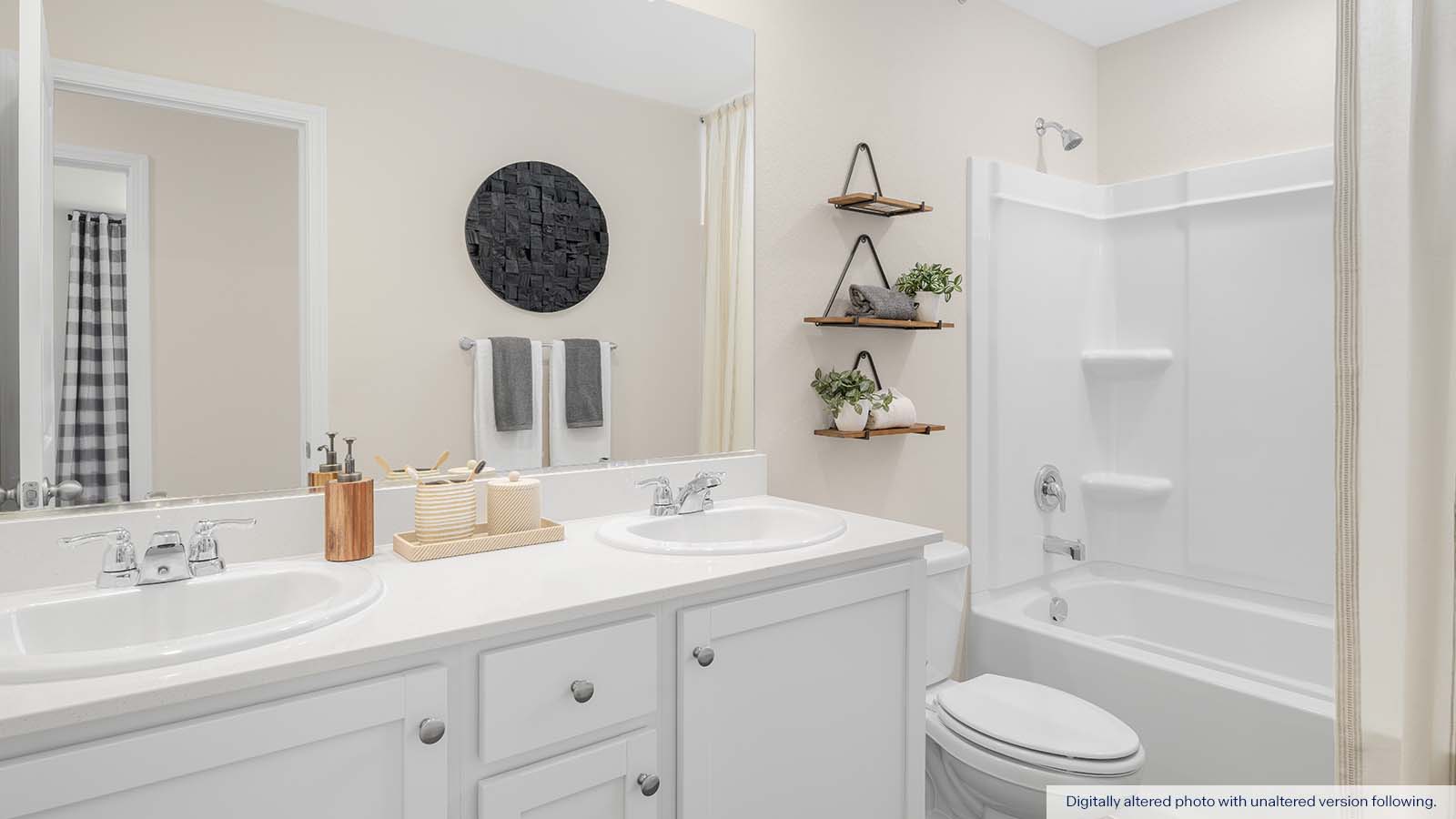 Harvest Hills II Cypress Plan Guest Bathroom