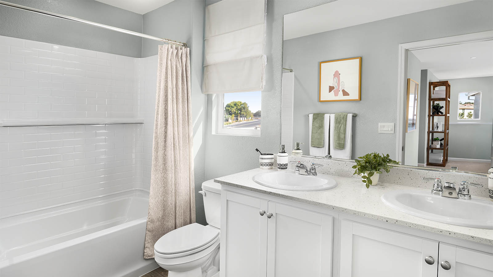 Heritage Collection II Sierra Plan Secondary Bathroom