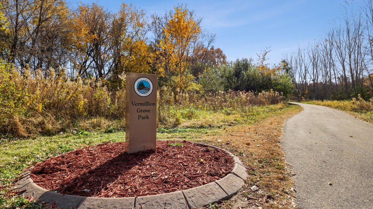 City attractions and parks in Farmington, Minnesota.