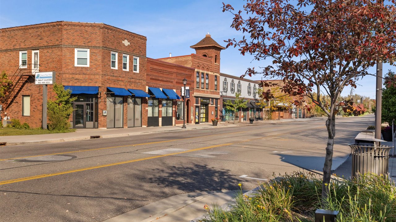 downtown Lakeville