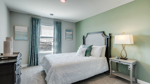 new homes 4-5 beds clubhouse and pool in lakeville mn