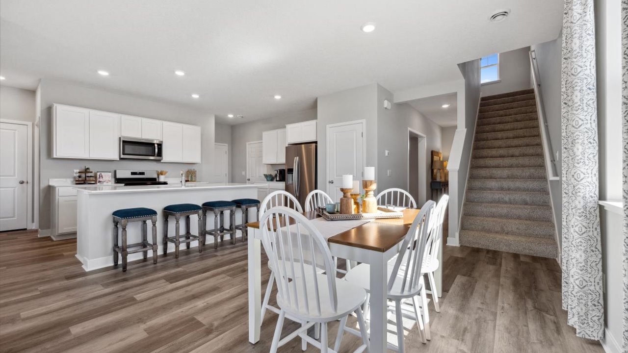 Kitchen and dinette of the Elm.