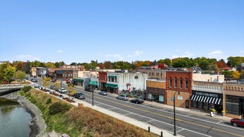 Charming downtown Delano, Minnesota.