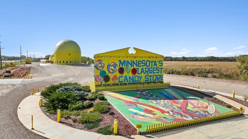 Jordan, Minnesota is home to the worlds largest candy store.