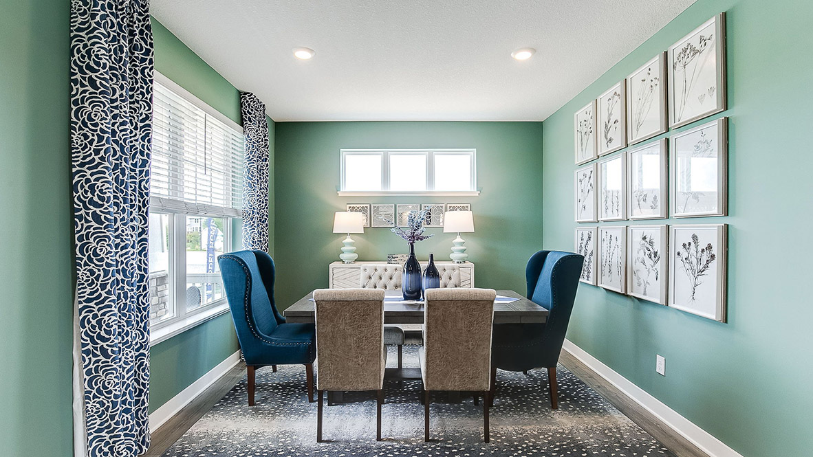 6-person dining room with hard flooring.