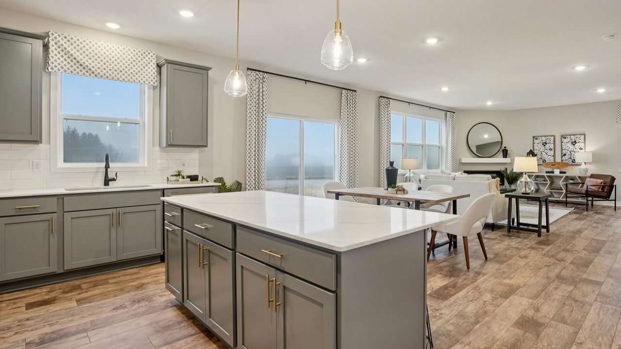 Kitchen facing the family room.