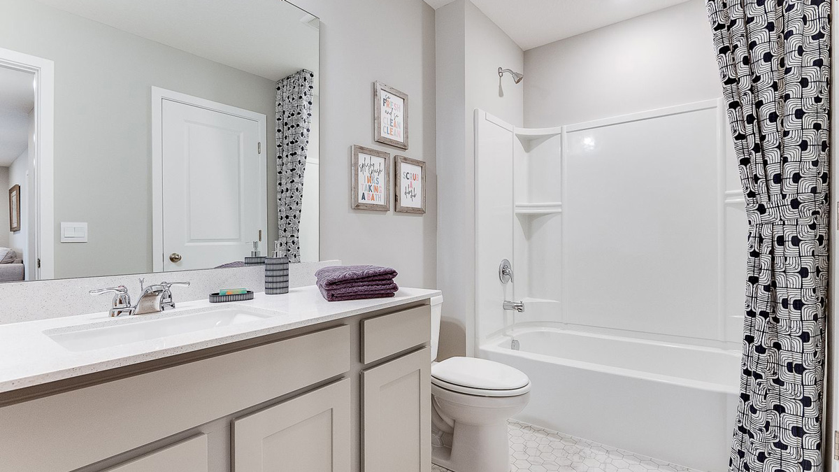 Upper level hall bath.