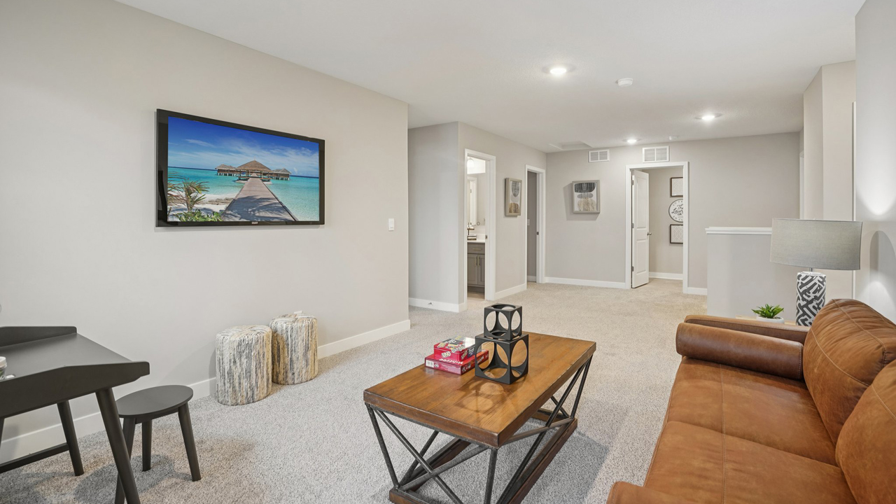 Upper level loft area.