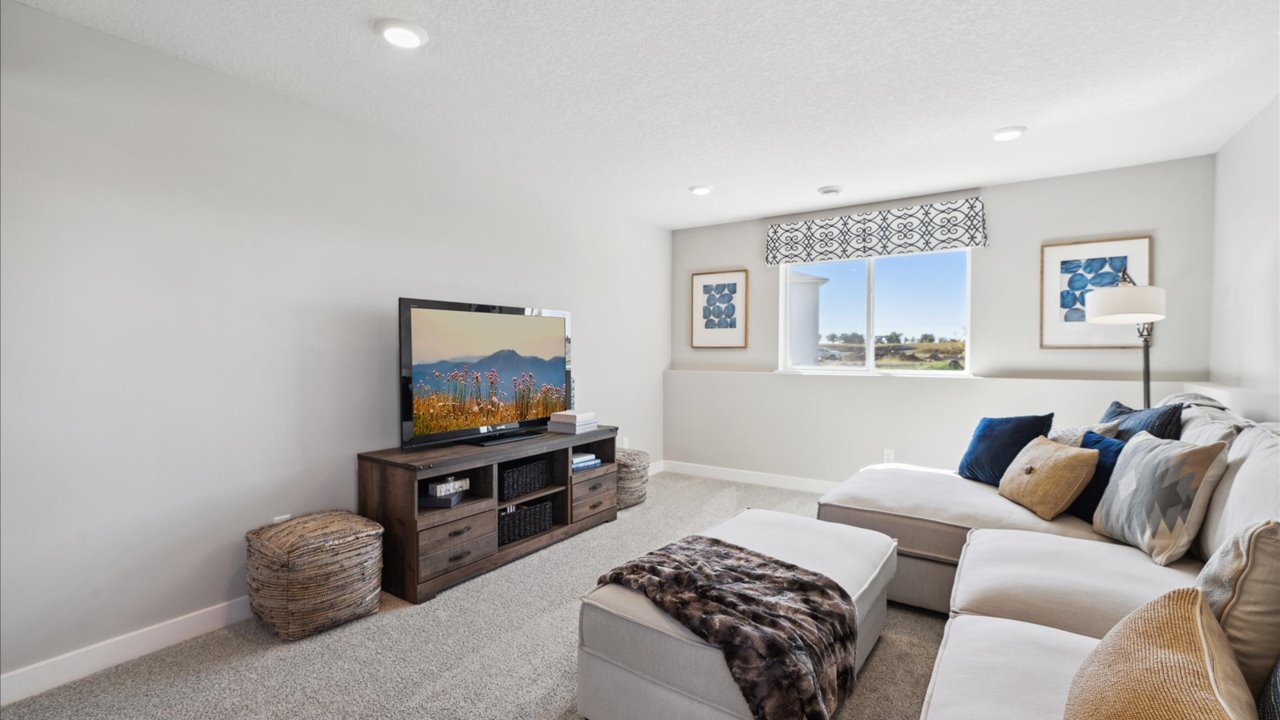 Upper loft living room