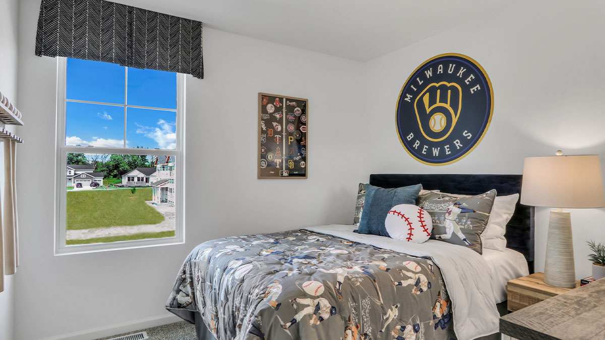 Richmond-model-Canopy-Hill-boys-baseball-bedroom