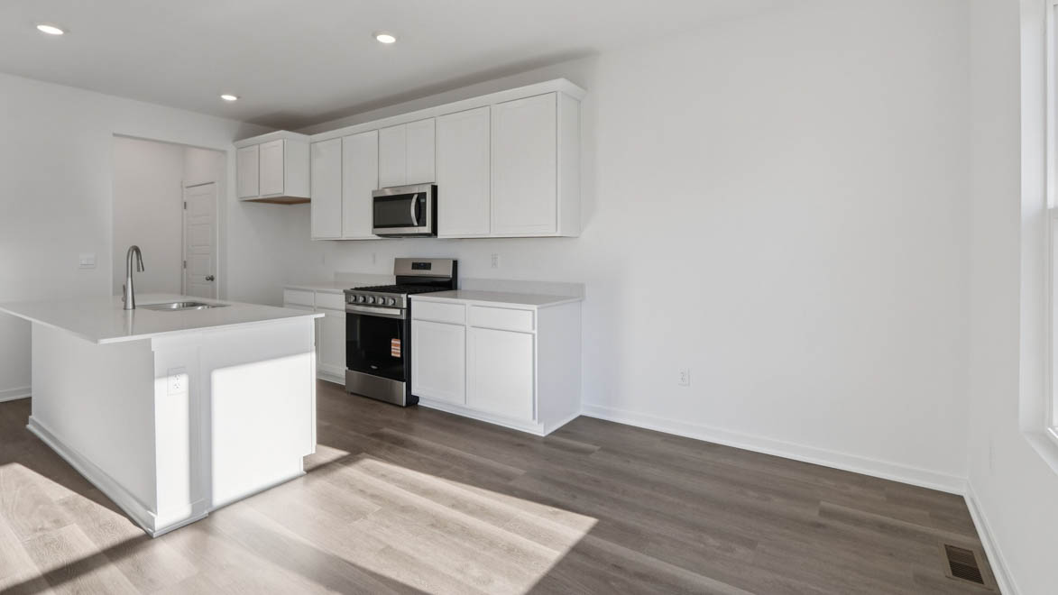 Kitchen dining room combo