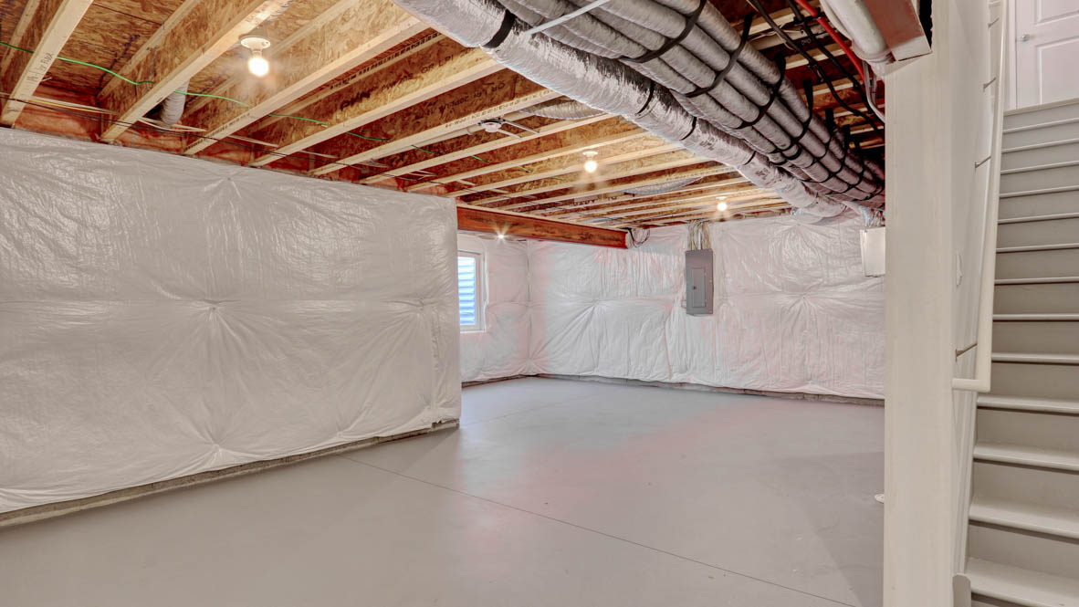 Unfinished full basement