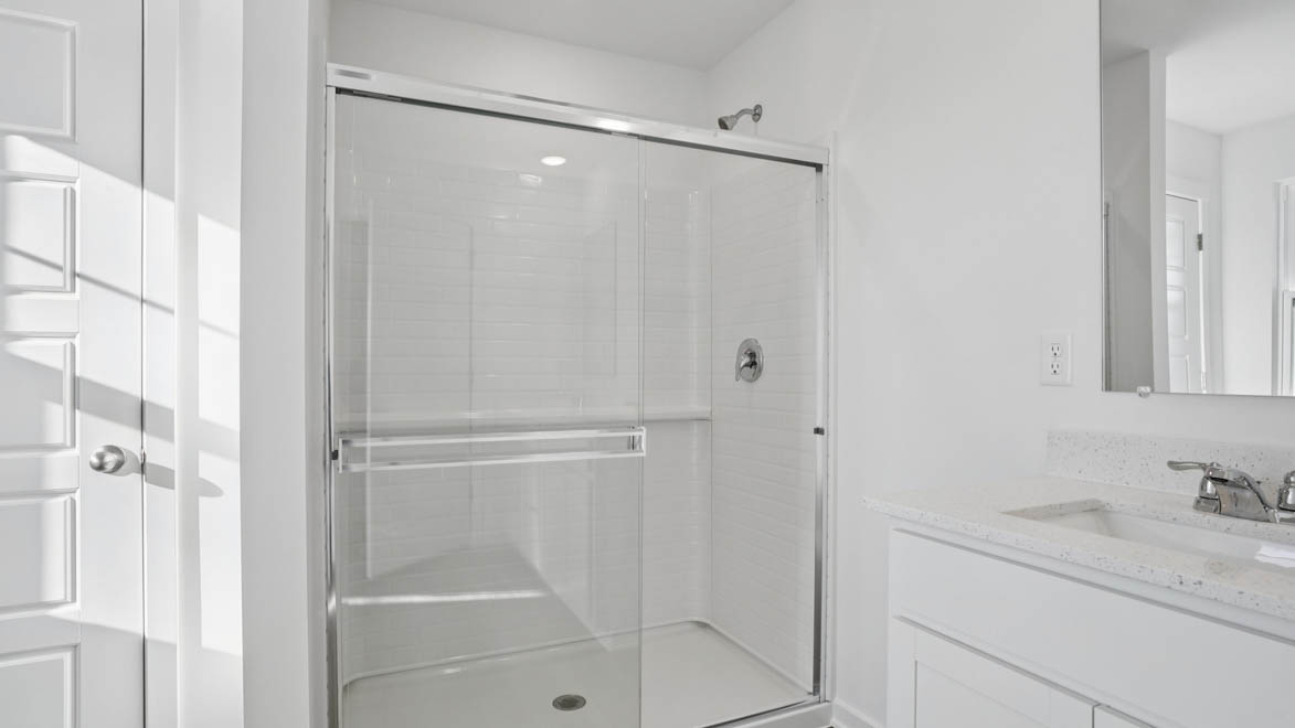 Walk in shower with clear shower door
