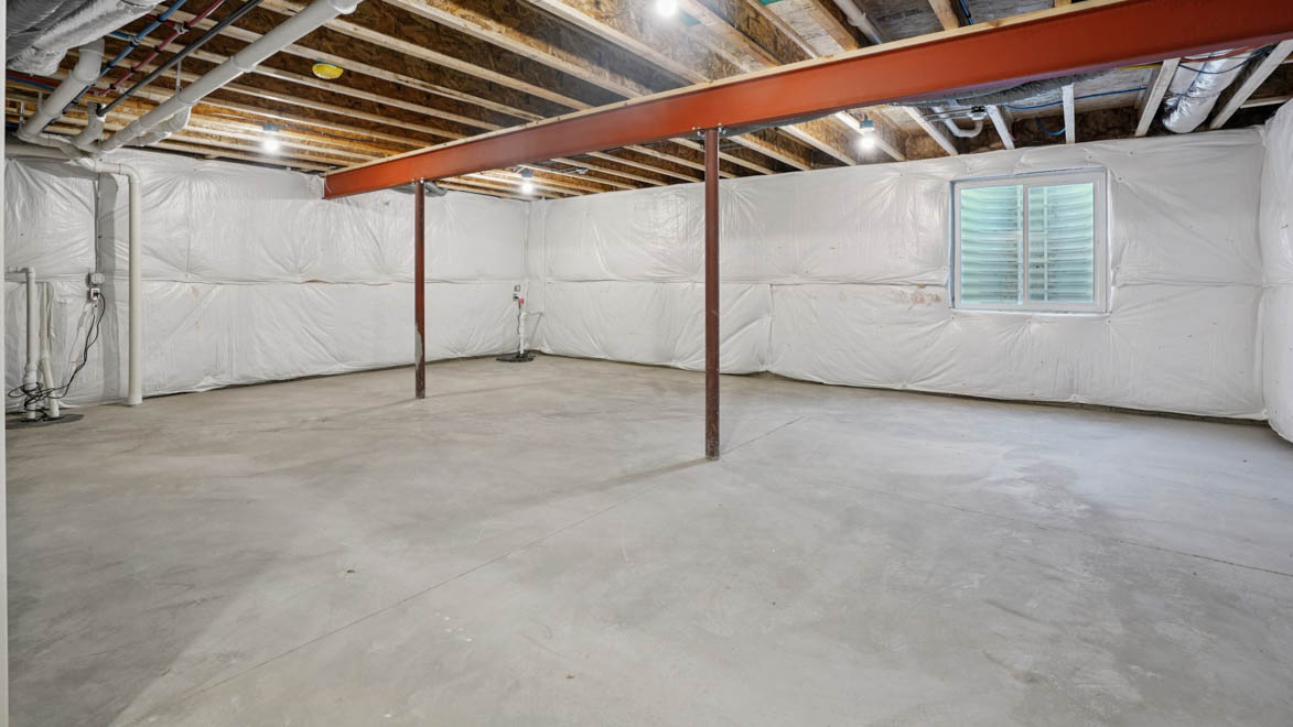 Full unfinished basement