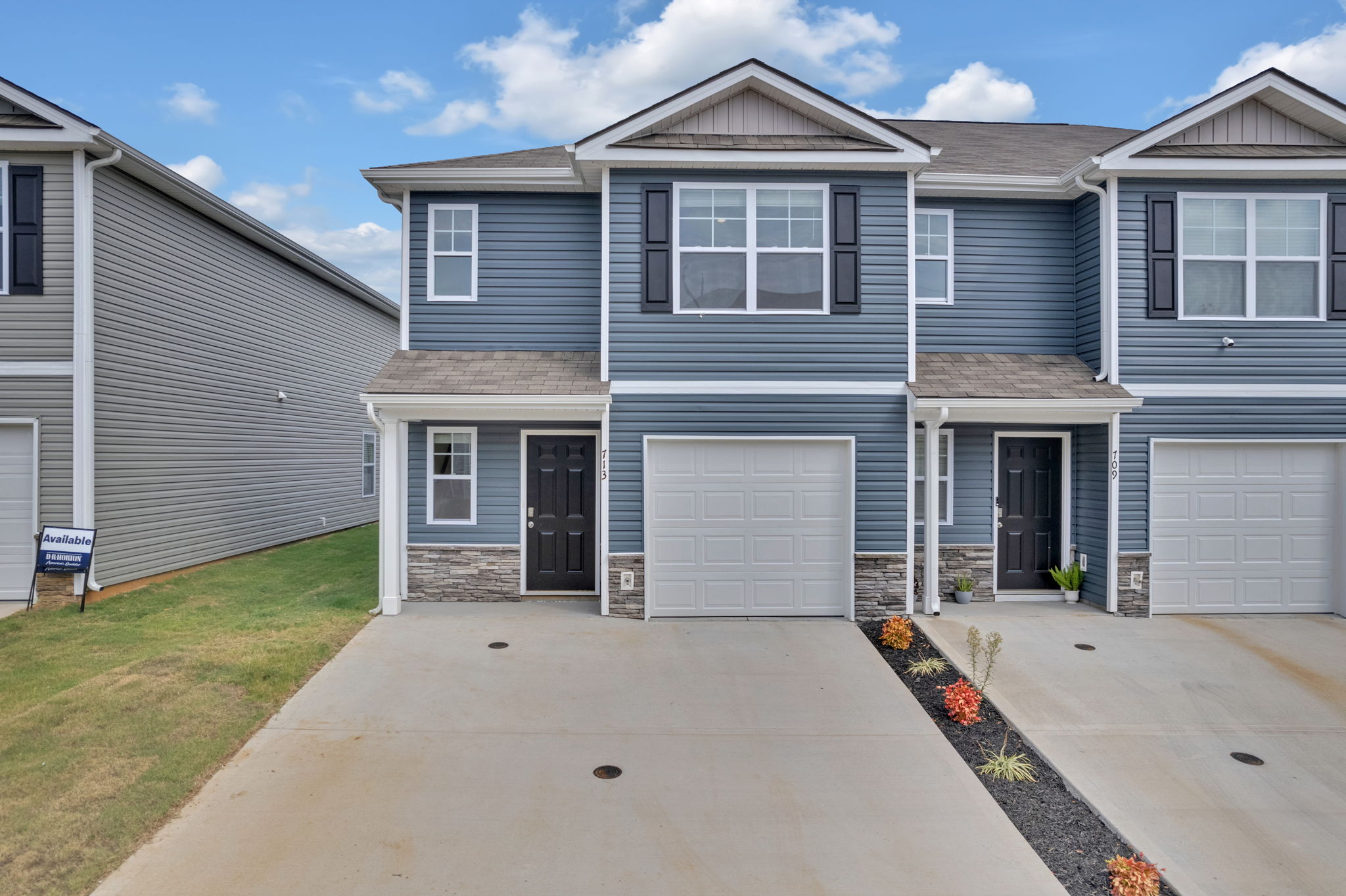 Available Home in West Gate Townhomes Kingsport, TN D.R. Horton